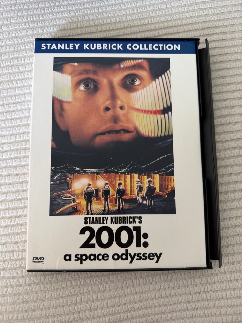 - 2001: A Space Odyssey (White) DVD